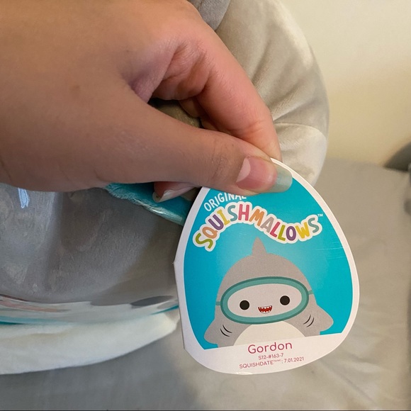 ✨NEW✨ GORDON SQUISHMALLOW 12” *i accept offers!* - Picture 3 of 6